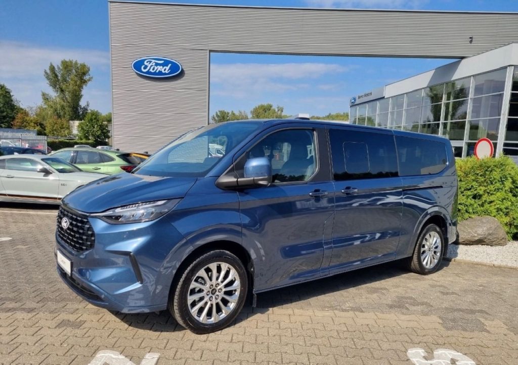 ford tourneo custom x